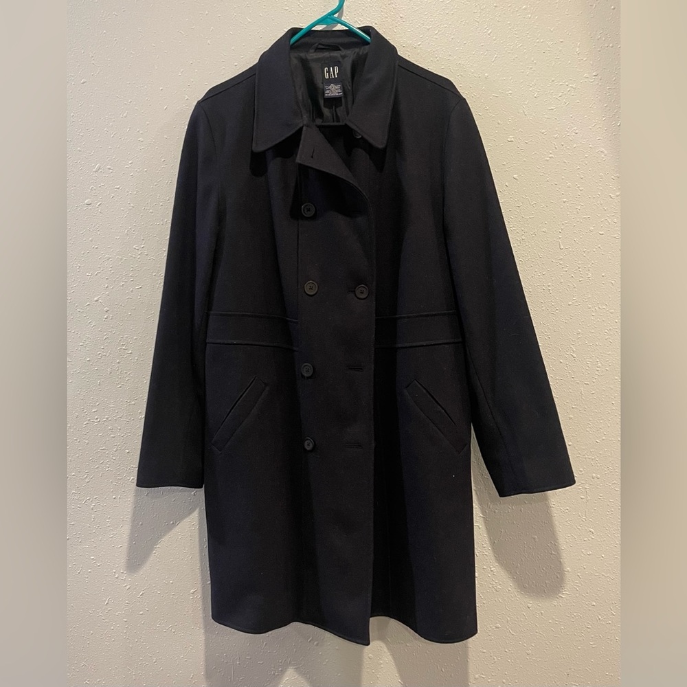 GAP jacket - Picture 2 of 3